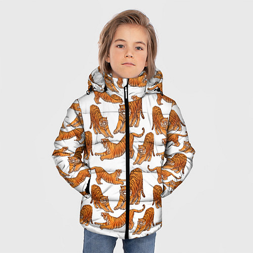 Зимняя куртка для мальчика Тигровые потягушки паттерн белый / 3D-Красный – фото 3