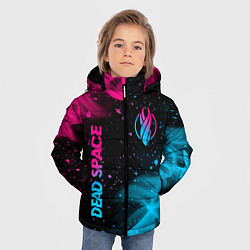 Куртка зимняя для мальчика Dead Space - neon gradient: символ и надпись верти, цвет: 3D-черный — фото 2