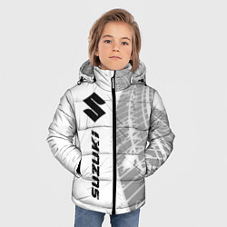 Куртка зимняя для мальчика Suzuki speed на светлом фоне со следами шин: по-ве, цвет: 3D-черный — фото 2