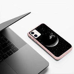 Чехол iPhone 11 матовый Астронавт байкер, цвет: 3D-светло-розовый — фото 2