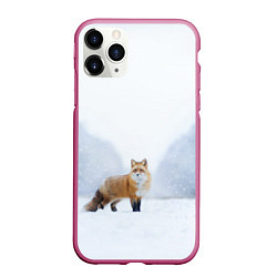 Чехол iPhone 11 Pro матовый Лиса на снегу, цвет: 3D-малиновый