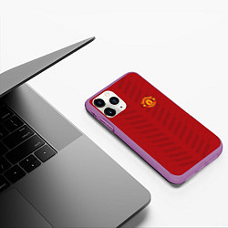 Чехол iPhone 11 Pro матовый Manchester United: Red Lines, цвет: 3D-фиолетовый — фото 2