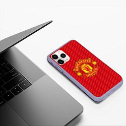 Чехол iPhone 11 Pro матовый FC Manchester United: Creative, цвет: 3D-светло-сиреневый — фото 2