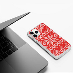 Чехол iPhone 11 Pro матовый Новогодний узор: снежинки, цвет: 3D-белый — фото 2
