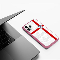 Чехол iPhone 11 Pro матовый Сборная Англии, цвет: 3D-малиновый — фото 2