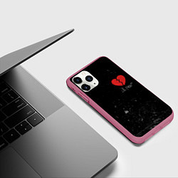 Чехол iPhone 11 Pro матовый Lil Peep: Broken Heart, цвет: 3D-малиновый — фото 2