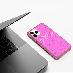 Чехол iPhone 11 Pro матовый STRAY KIDS АВТОГРАФЫ, цвет: 3D-малиновый — фото 2