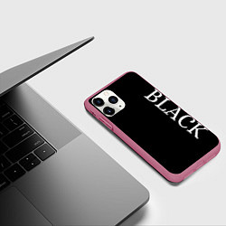 Чехол iPhone 11 Pro матовый Чёрная футболка с текстом, цвет: 3D-малиновый — фото 2