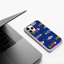 Чехол iPhone 11 Pro матовый Подводный мир, Рыбы под водой, цвет: 3D-розовый — фото 2