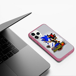 Чехол iPhone 11 Pro матовый SONIC & SHADOW, цвет: 3D-малиновый — фото 2