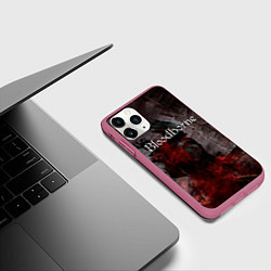 Чехол iPhone 11 Pro матовый Bloodborne, цвет: 3D-малиновый — фото 2