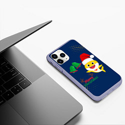 Чехол iPhone 11 Pro матовый MERRY SHRISTMAS BABY SHARK, цвет: 3D-светло-сиреневый — фото 2