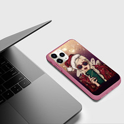Чехол iPhone 11 Pro матовый Снегурка, цвет: 3D-малиновый — фото 2