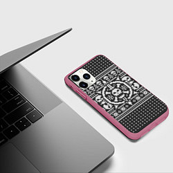 Чехол iPhone 11 Pro матовый Свитер с черепами, цвет: 3D-малиновый — фото 2