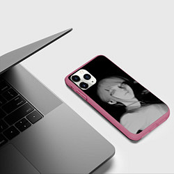 Чехол iPhone 11 Pro матовый Makima Chainsaw Man, цвет: 3D-малиновый — фото 2