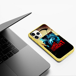 Чехол iPhone 11 Pro матовый Darksouls : glass knight, цвет: 3D-желтый — фото 2
