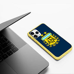 Чехол iPhone 11 Pro матовый Сборная Аргентины, цвет: 3D-желтый — фото 2