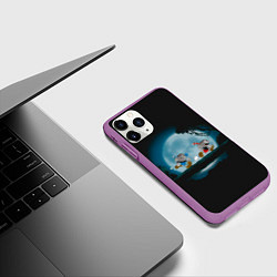 Чехол iPhone 11 Pro матовый Ночная прогулка, цвет: 3D-фиолетовый — фото 2