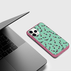 Чехол iPhone 11 Pro матовый Голуби на зеленом, цвет: 3D-малиновый — фото 2