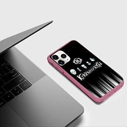 Чехол iPhone 11 Pro матовый Кукрыниксы состав группы, цвет: 3D-малиновый — фото 2