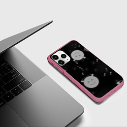 Чехол iPhone 11 Pro матовый Смайл, цвет: 3D-малиновый — фото 2