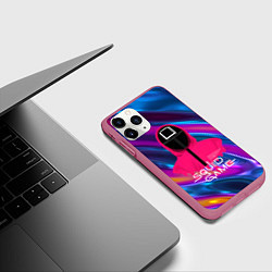 Чехол iPhone 11 Pro матовый Игра в кальмара - переливающийся фон, цвет: 3D-малиновый — фото 2