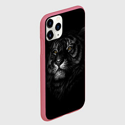 Чехол iPhone 11 Pro матовый Голова хищного тигра, цвет: 3D-малиновый — фото 2