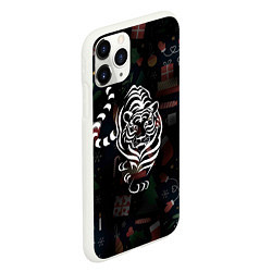 Чехол iPhone 11 Pro матовый Новый год 2022 тигр, цвет: 3D-белый — фото 2