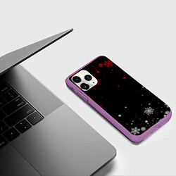 Чехол iPhone 11 Pro матовый КРАСНО БЕЛЫЕ СНЕЖИНКИ НА ЧЁРНОМ ФОНЕ, цвет: 3D-фиолетовый — фото 2