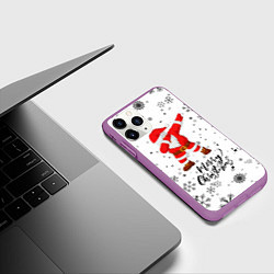 Чехол iPhone 11 Pro матовый Santa Dabbing идет снег, цвет: 3D-фиолетовый — фото 2