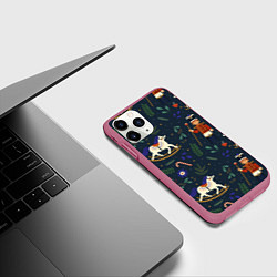 Чехол iPhone 11 Pro матовый Щелкунчик паттерн с лошадкой, цвет: 3D-малиновый — фото 2