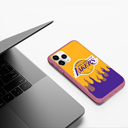 Чехол iPhone 11 Pro матовый LA LAKERS NBA FIRE ЛЕЙКЕРС ОГОНЬ, цвет: 3D-малиновый — фото 2