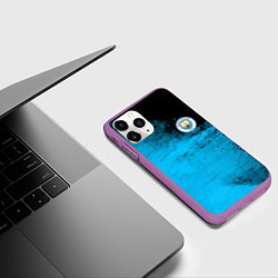 Чехол iPhone 11 Pro матовый Manchester City голубая форма, цвет: 3D-фиолетовый — фото 2