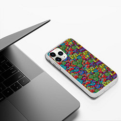 Чехол iPhone 11 Pro матовый Забавные Монстрики, цвет: 3D-белый — фото 2