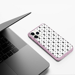 Чехол iPhone 11 Pro матовый Узор White Dope Ski Mask Camo Dope Street Market, цвет: 3D-розовый — фото 2