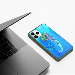 Чехол iPhone 11 Pro матовый Русалка с блестящим хвостом под водой, цвет: 3D-темно-зеленый — фото 2