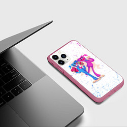 Чехол iPhone 11 Pro матовый Влюбленные Хагги Вагги и Кисси Мисси, цвет: 3D-малиновый — фото 2