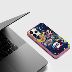 Чехол iPhone 11 Pro матовый КЛИНОК, РАССЕКАЮЩИЙ ДЕМОНОВ ГЛАВНЫЕ ГЕРОИ, цвет: 3D-малиновый — фото 2
