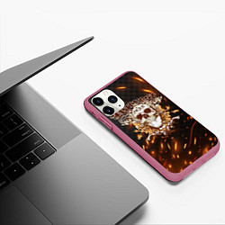 Чехол iPhone 11 Pro матовый Череп, стволы и листья, цвет: 3D-малиновый — фото 2