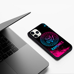 Чехол iPhone 11 Pro матовый Ramones Neon Gradient, цвет: 3D-черный — фото 2