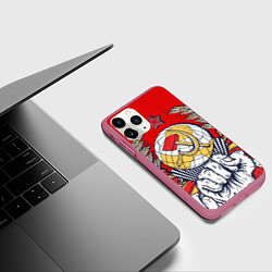 Чехол iPhone 11 Pro матовый СССР серп и молот герб, цвет: 3D-малиновый — фото 2