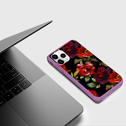 Чехол iPhone 11 Pro матовый Цветы Нарисованные Розы На Чёрном Фоне, цвет: 3D-фиолетовый — фото 2