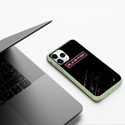 Чехол iPhone 11 Pro матовый Black pink розовые брызги, цвет: 3D-салатовый — фото 2