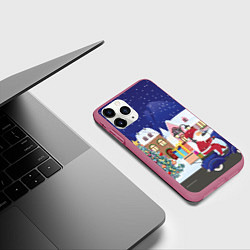 Чехол iPhone 11 Pro матовый Дед Мороз едет на скутере с подарками в Новогоднюю, цвет: 3D-малиновый — фото 2
