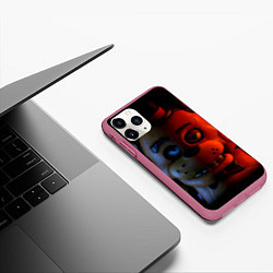 Чехол iPhone 11 Pro матовый 5 ночей Фредди, цвет: 3D-малиновый — фото 2