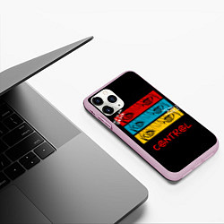 Чехол iPhone 11 Pro матовый Взгляд Макимы - Человек бензопила, цвет: 3D-розовый — фото 2
