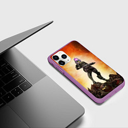 Чехол iPhone 11 Pro матовый Кварианка стоит на горе трупов в свете огня, цвет: 3D-фиолетовый — фото 2