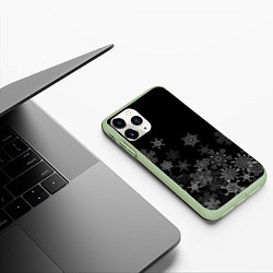 Чехол iPhone 11 Pro матовый Красивые белые снежинки, цвет: 3D-салатовый — фото 2