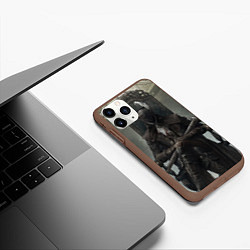 Чехол iPhone 11 Pro матовый Bloodborne охотник, цвет: 3D-коричневый — фото 2