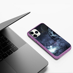 Чехол iPhone 11 Pro матовый Космос, планета и корабль, цвет: 3D-фиолетовый — фото 2
